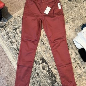 Old Navy Women’s Sateen Rockstar Super Skinny High Rise Pants Size 8